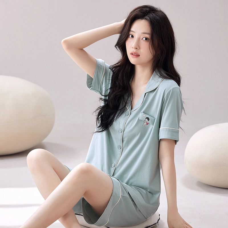 水中花 休闲舒适翻领短袖三分裤家居服睡衣套装 女款 浅绿