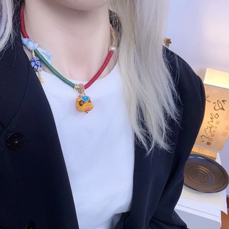 花茜樱 新中式国潮醒狮编织 织物 项链 女款
