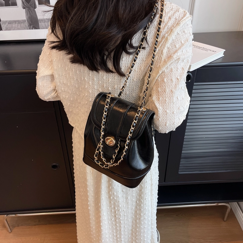 Z 1979 PU