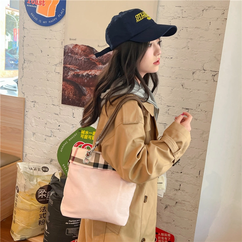 WORM'S HOME PU Tote