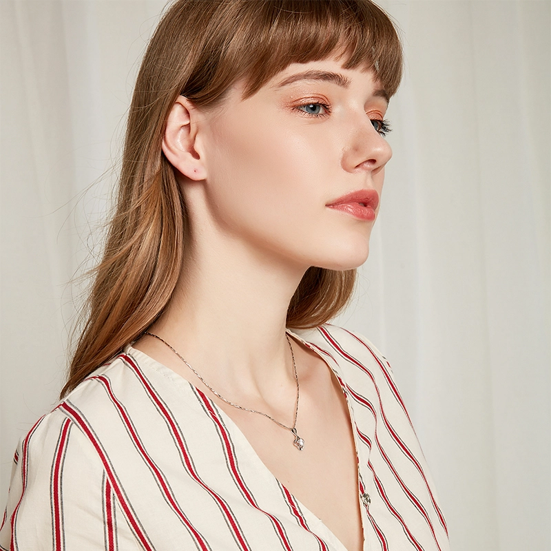 HOLLY RYAN 18k