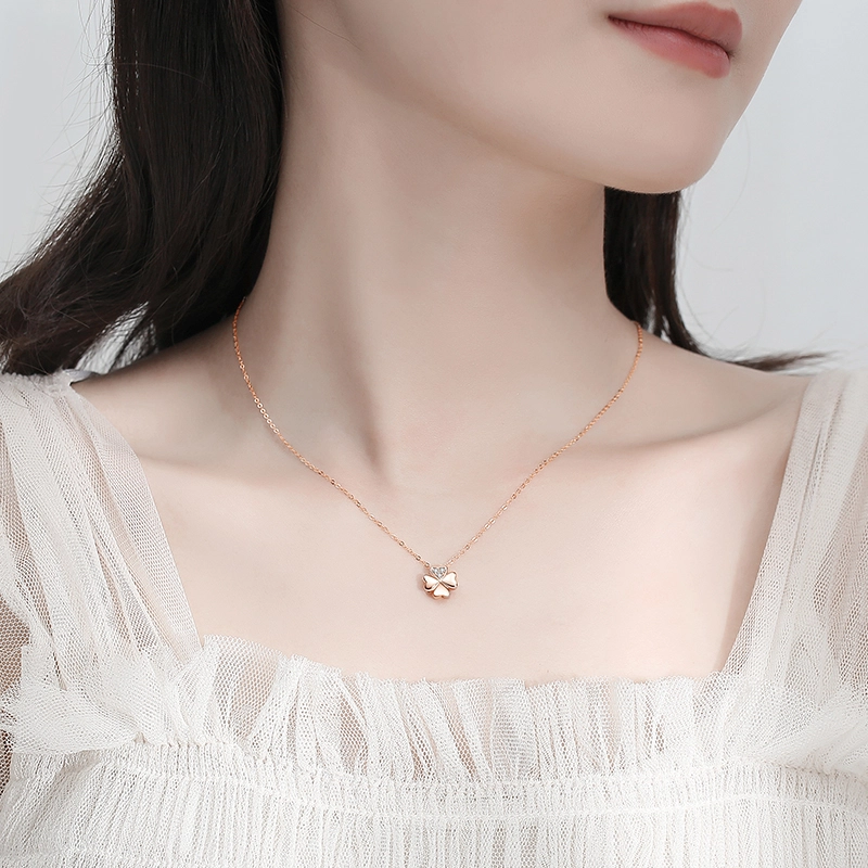 HOLLY RYAN 18k