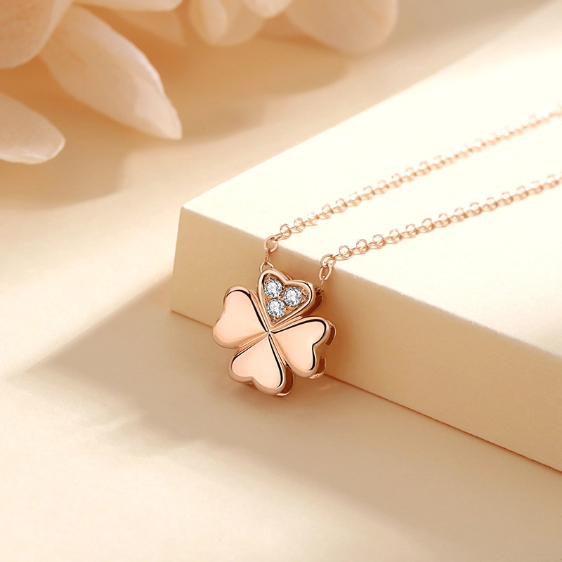 HOLLY RYAN 18k