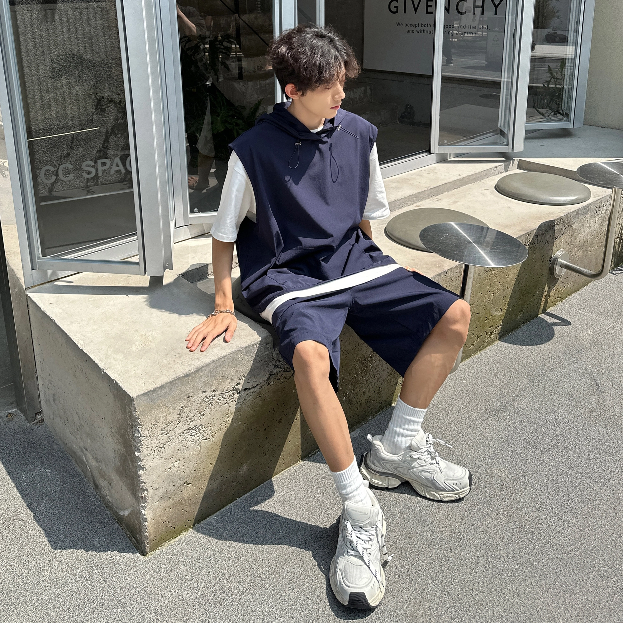 NOAHGIGI T