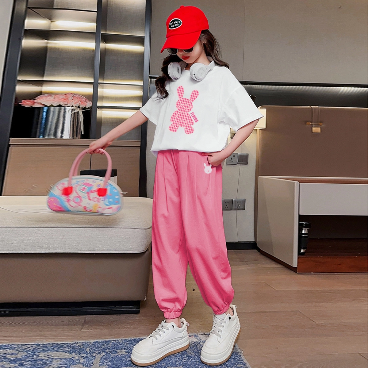 唐狮童装 卡通圆领上衣束脚裤休闲运动套装 儿童款 白色