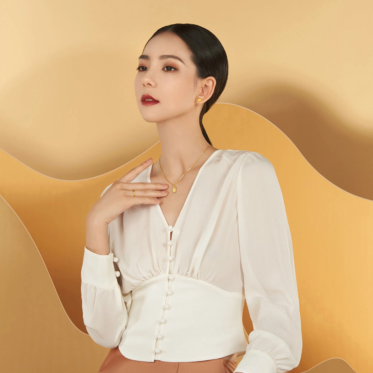 久爱 满心镜面拼接爱心固口戒 足金 黄金戒指 女款