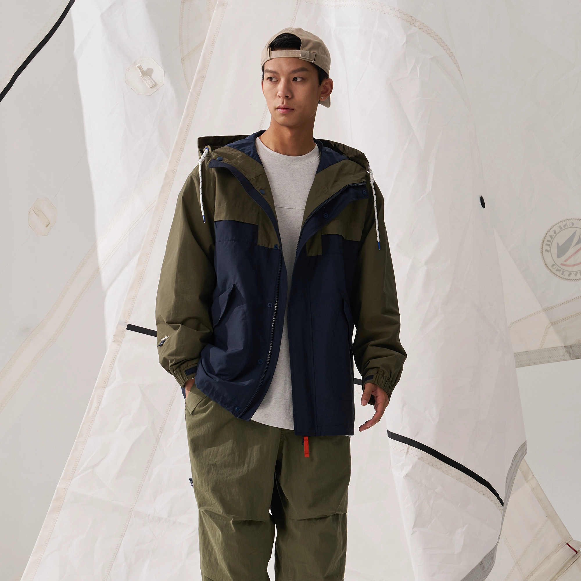 nautica white sail