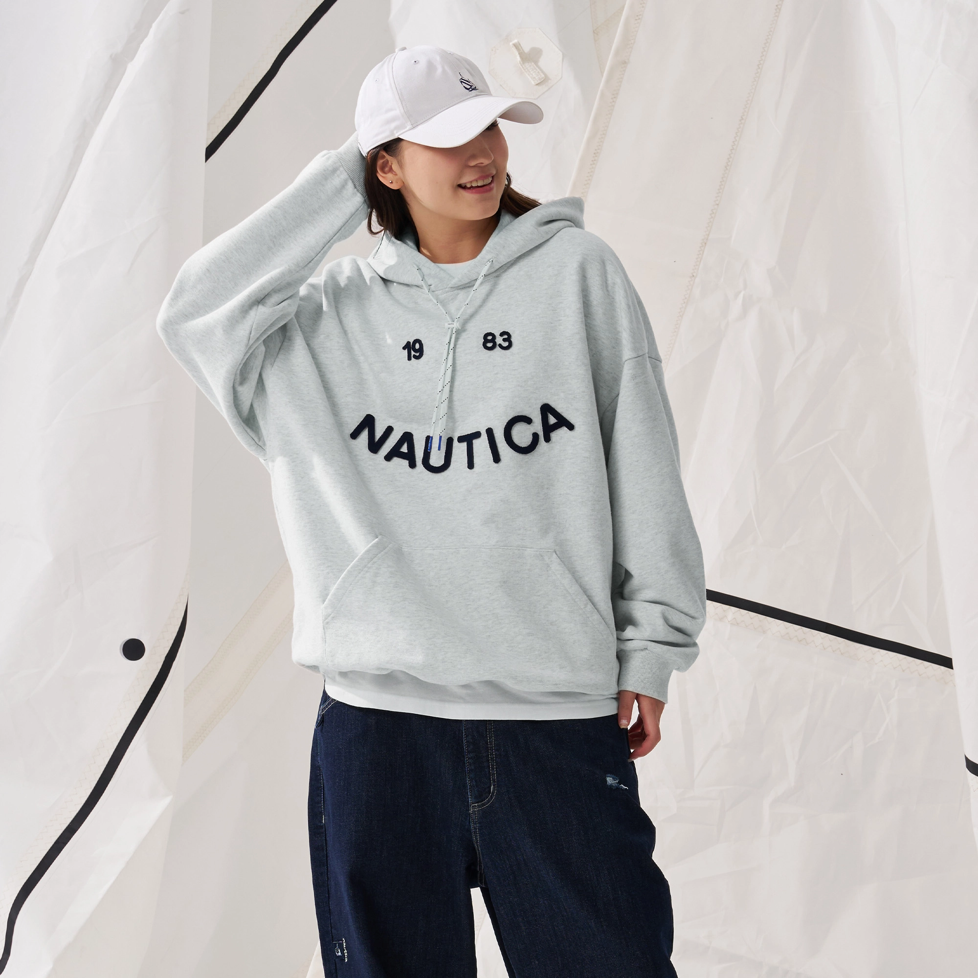 nautica white sail LOGO