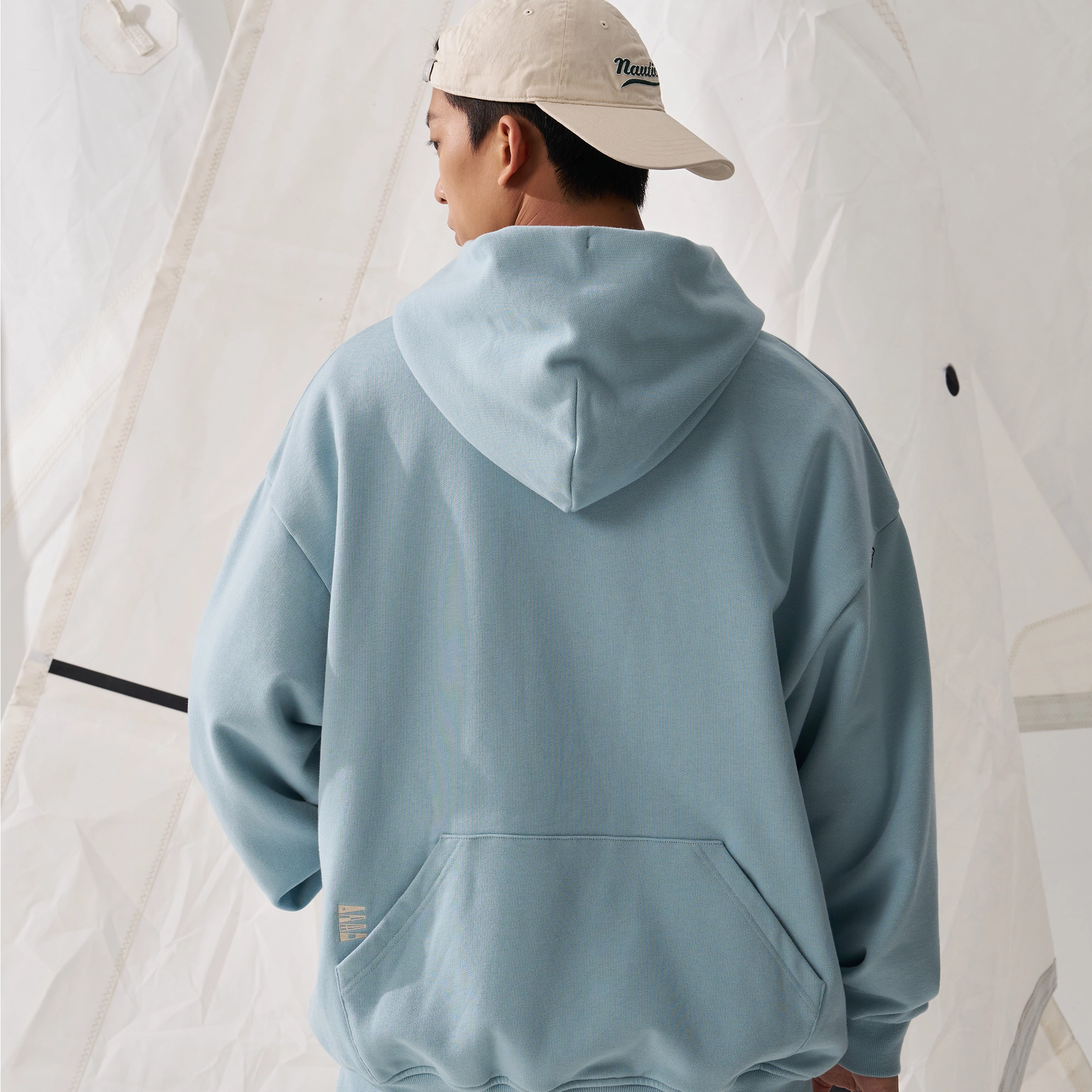 nautica white sail LOGO