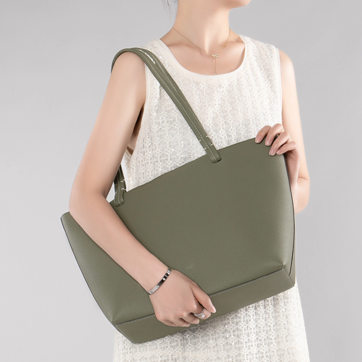 Chrisdien Deny Tote