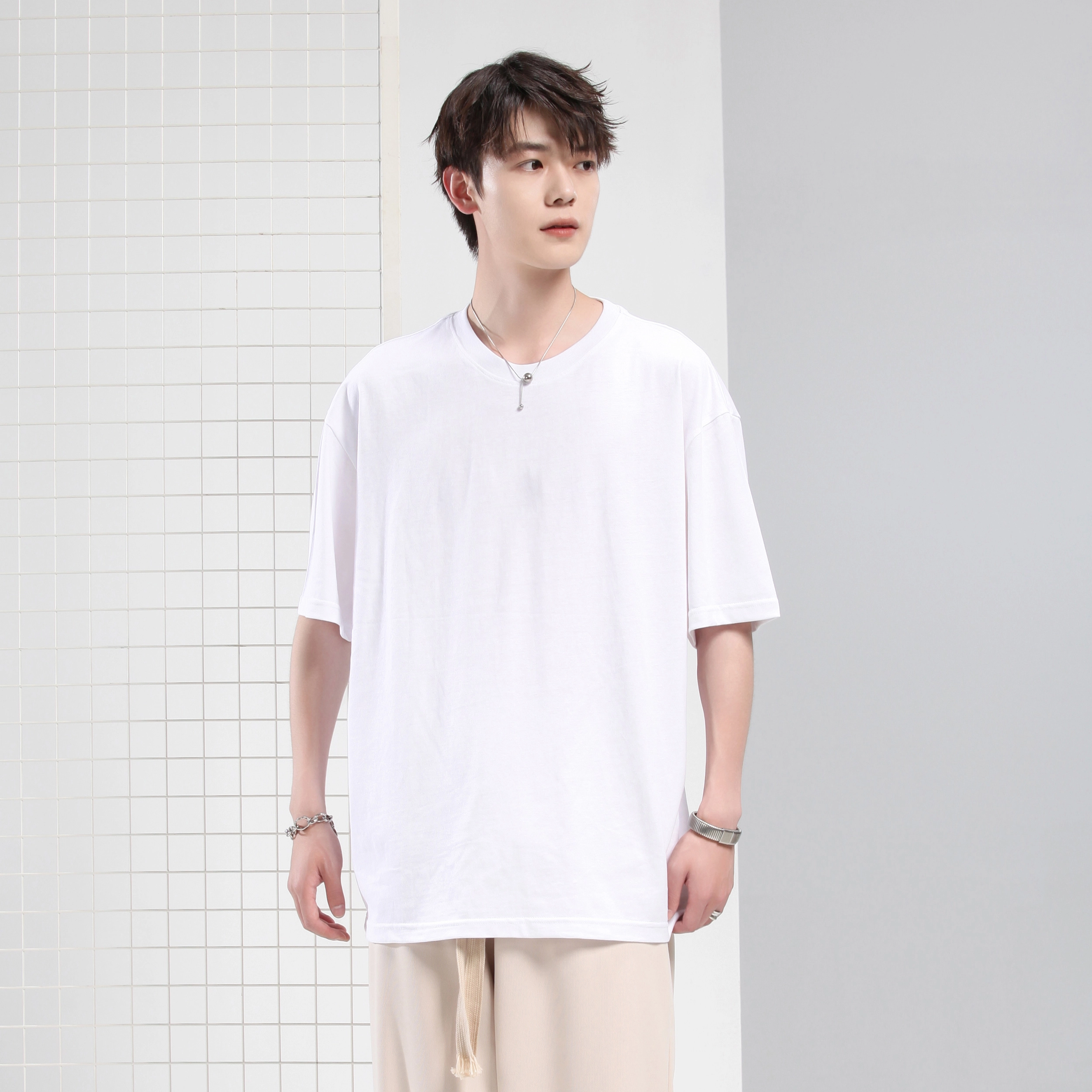 KW T