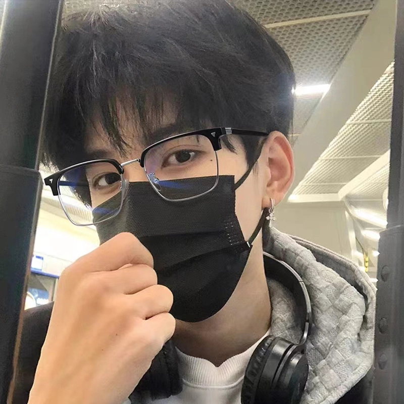 MUYKUY ins