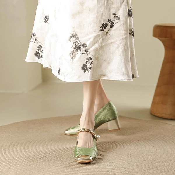 KATHRYN WILSON 5cm