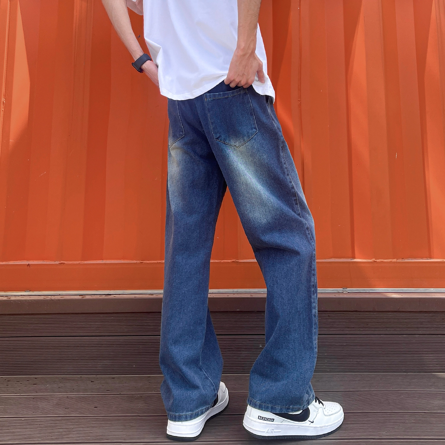 JEANSWEST Logo