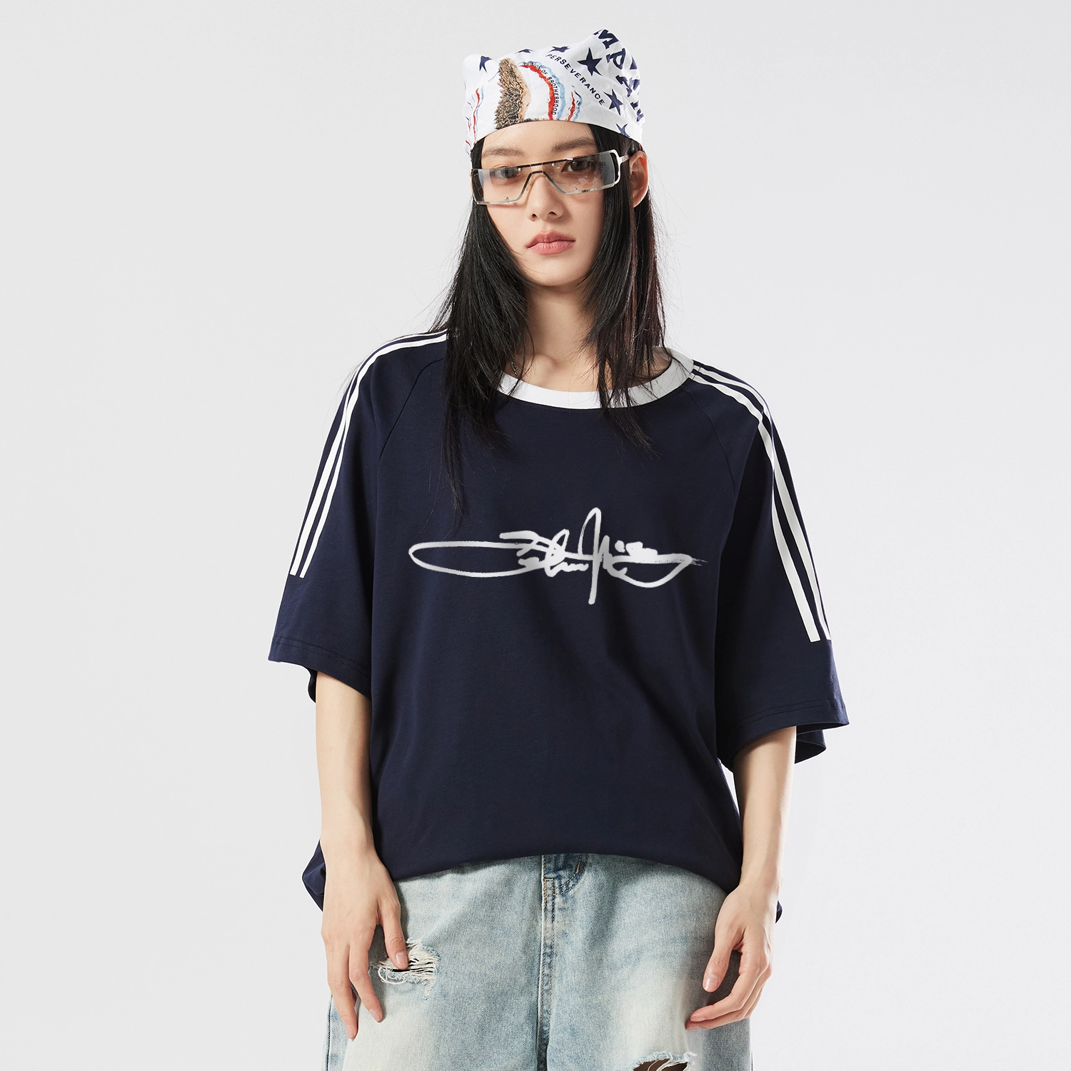 JEANSWEST LogoT