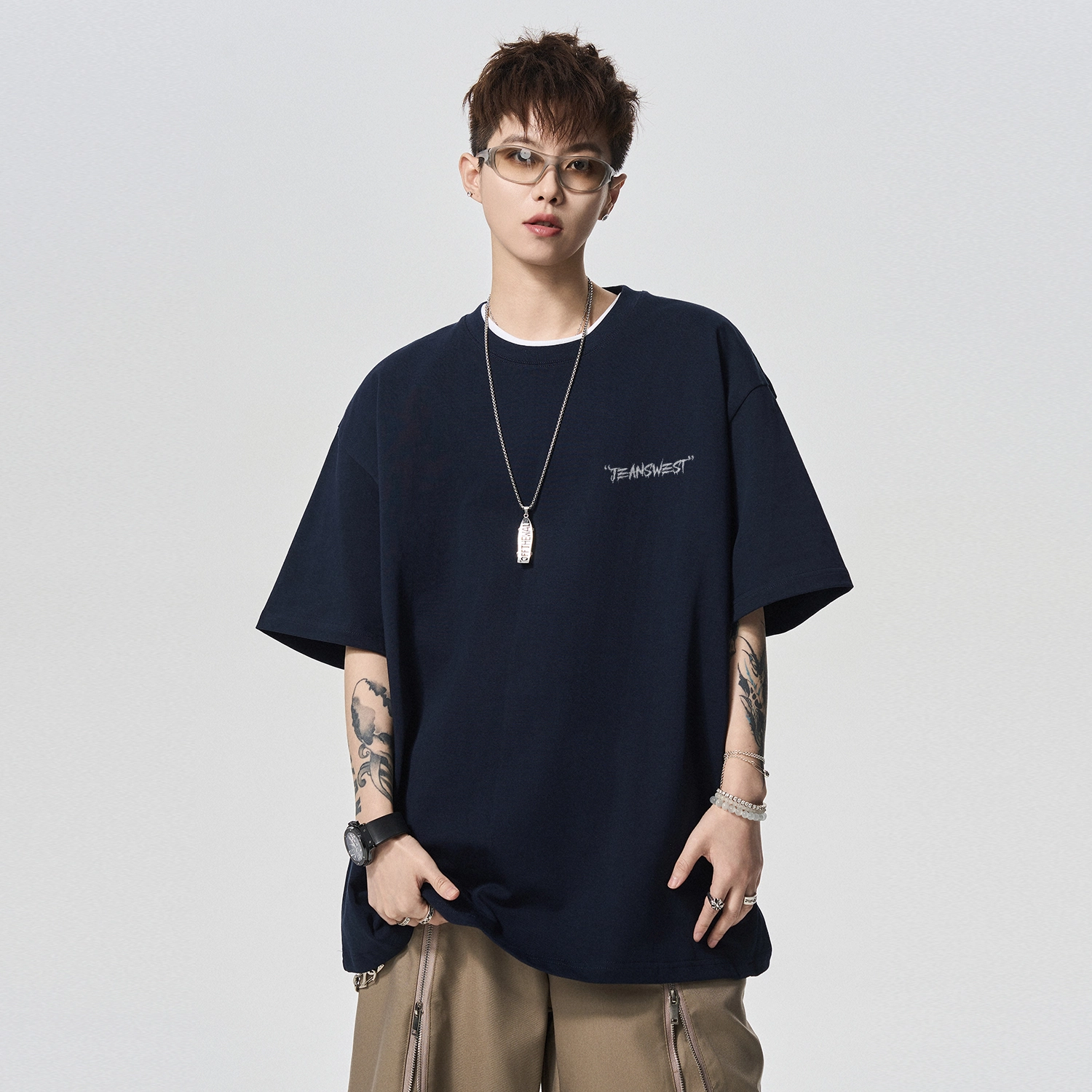 JEANSWEST LogoT