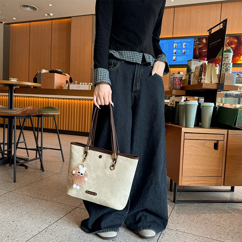 SMILE FOCUS PU Tote