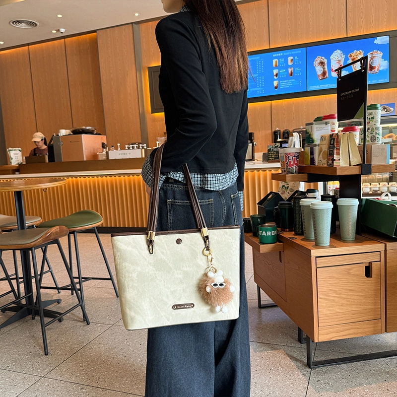SMILE FOCUS PU Tote
