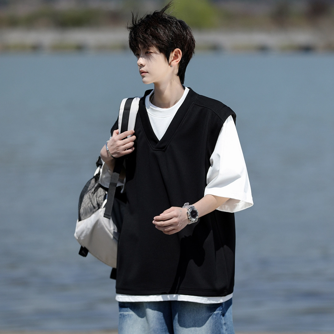 AWAO T