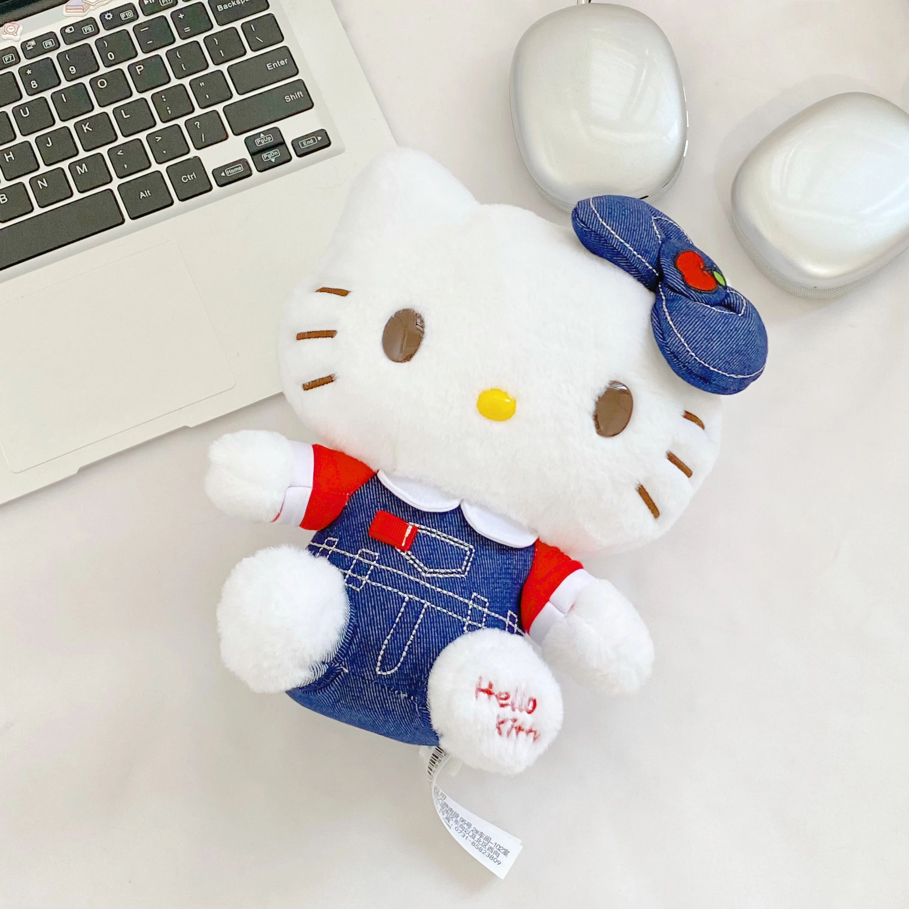 E-STRONG x Sanrio Hello Kitty 20cm