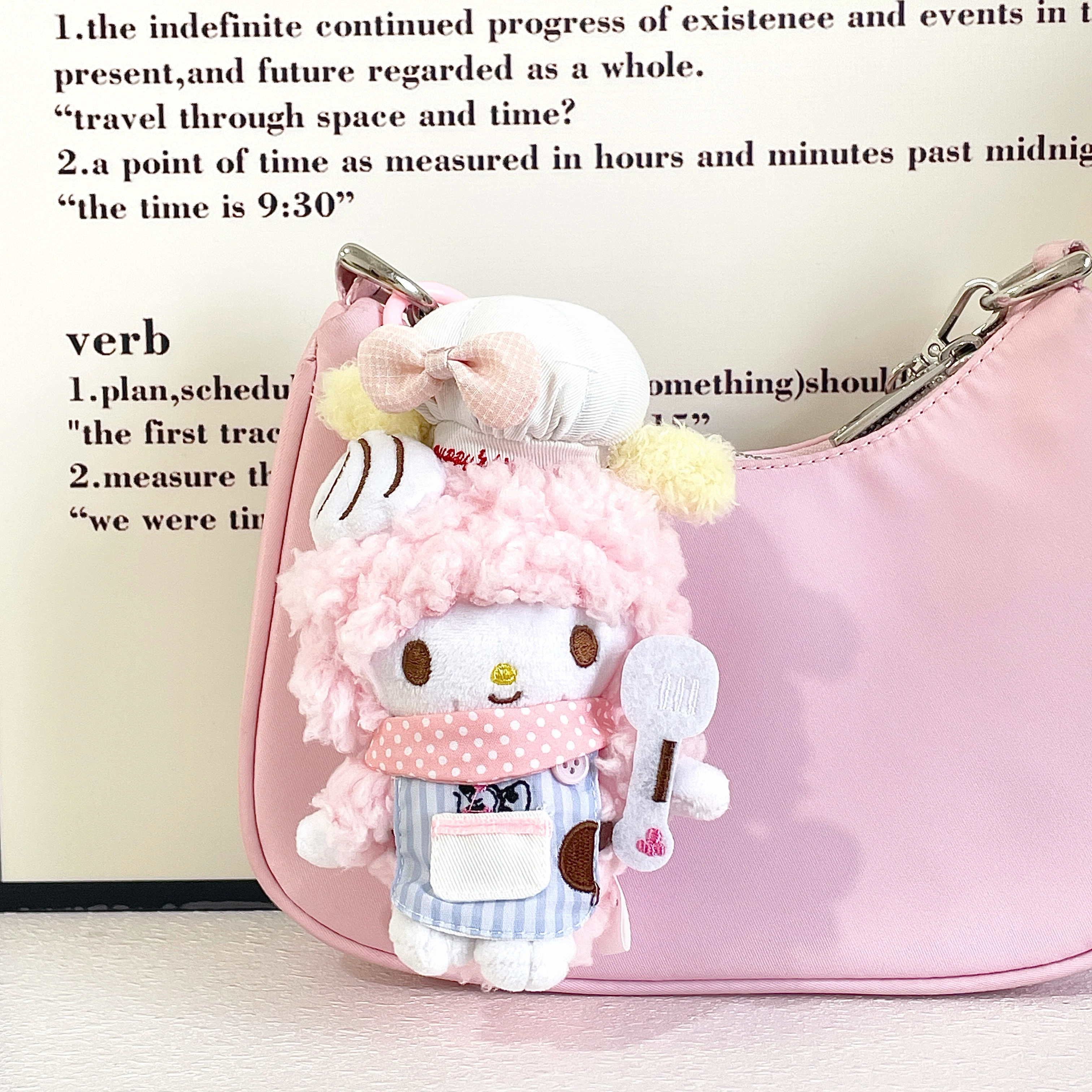E-STRONG x Sanrio piano 13cm
