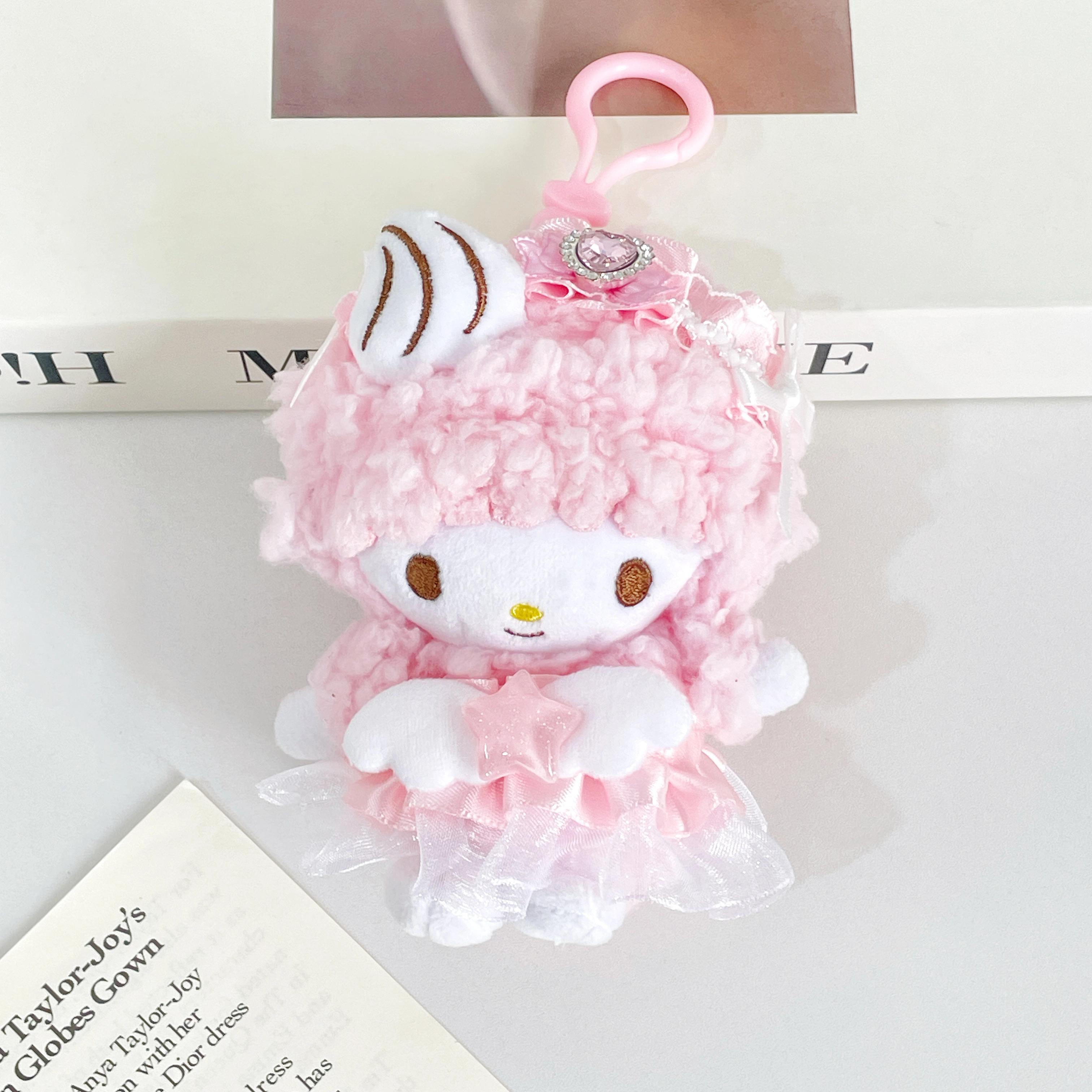 E-STRONG x Sanrio piano 13cm