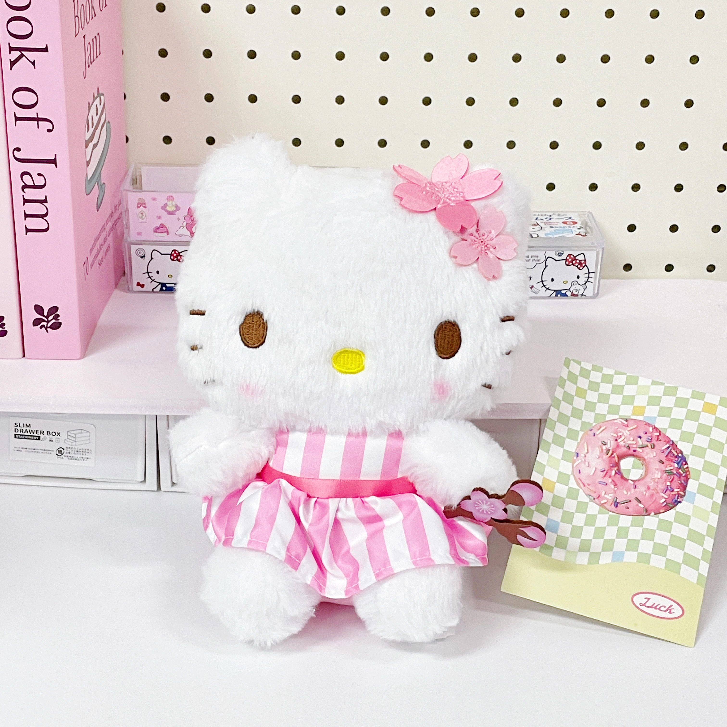 E-STRONG Sanrio Hello Kitty 25cm