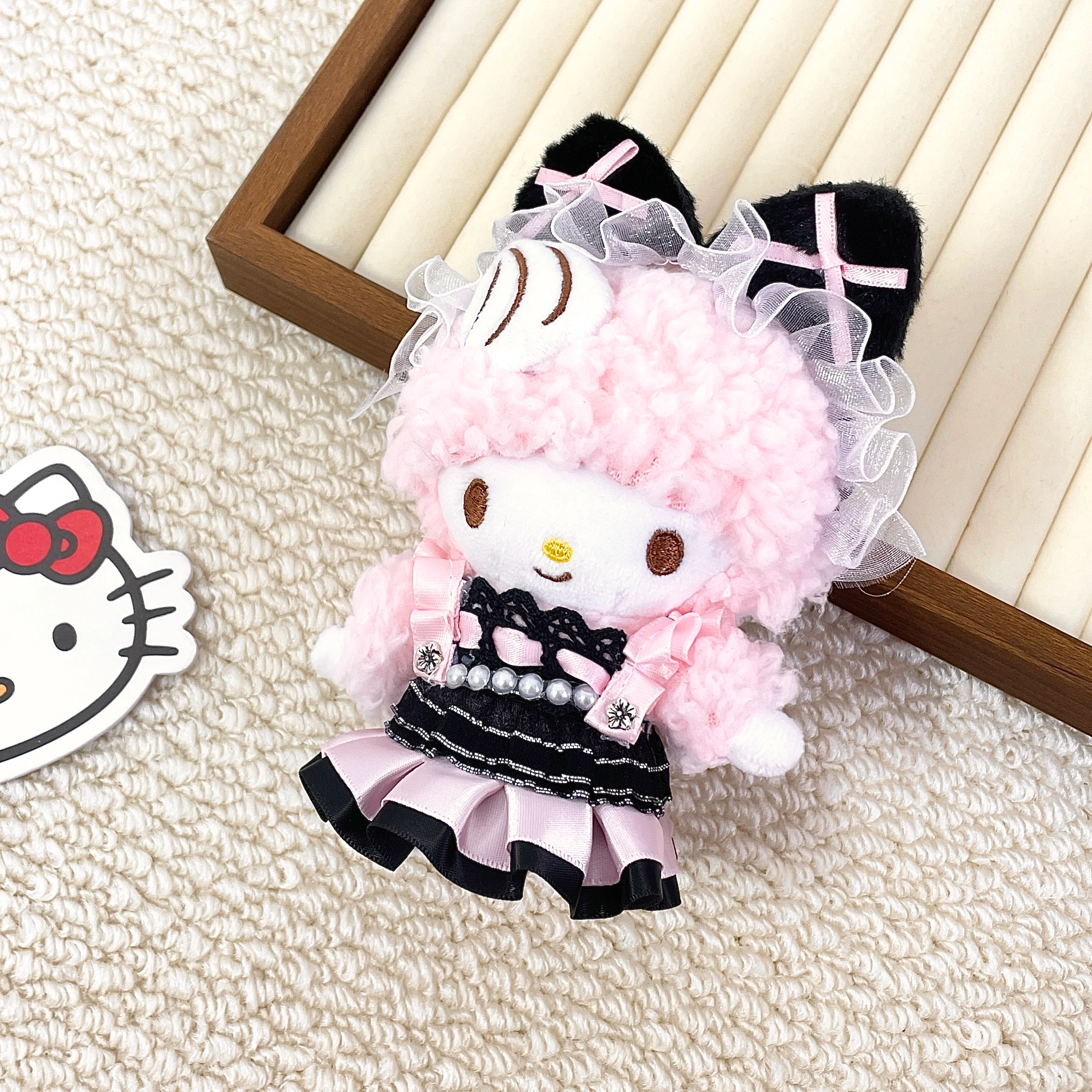 E-STRONG x Sanrio piano 13cm
