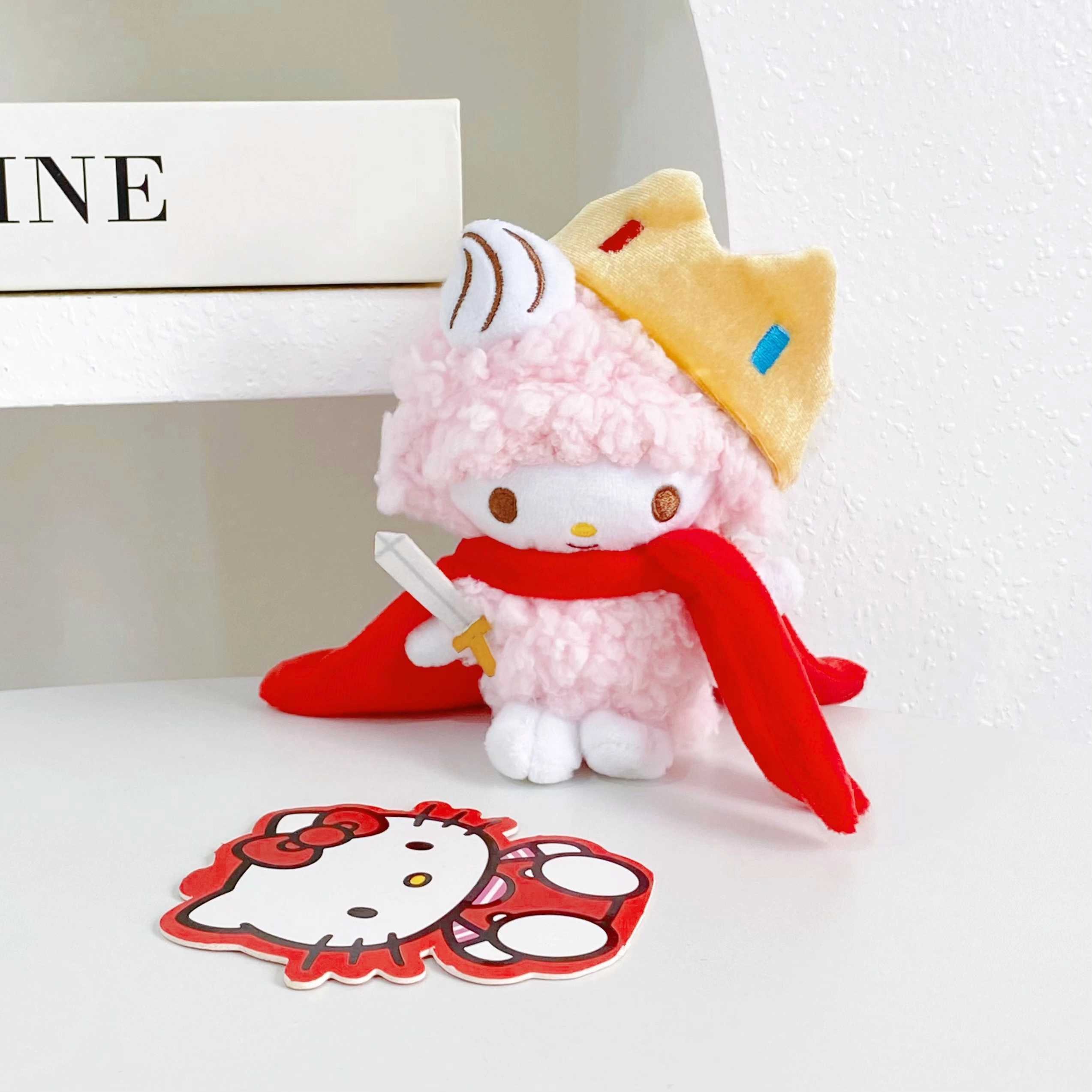E-STRONG x Sanrio piano 13cm