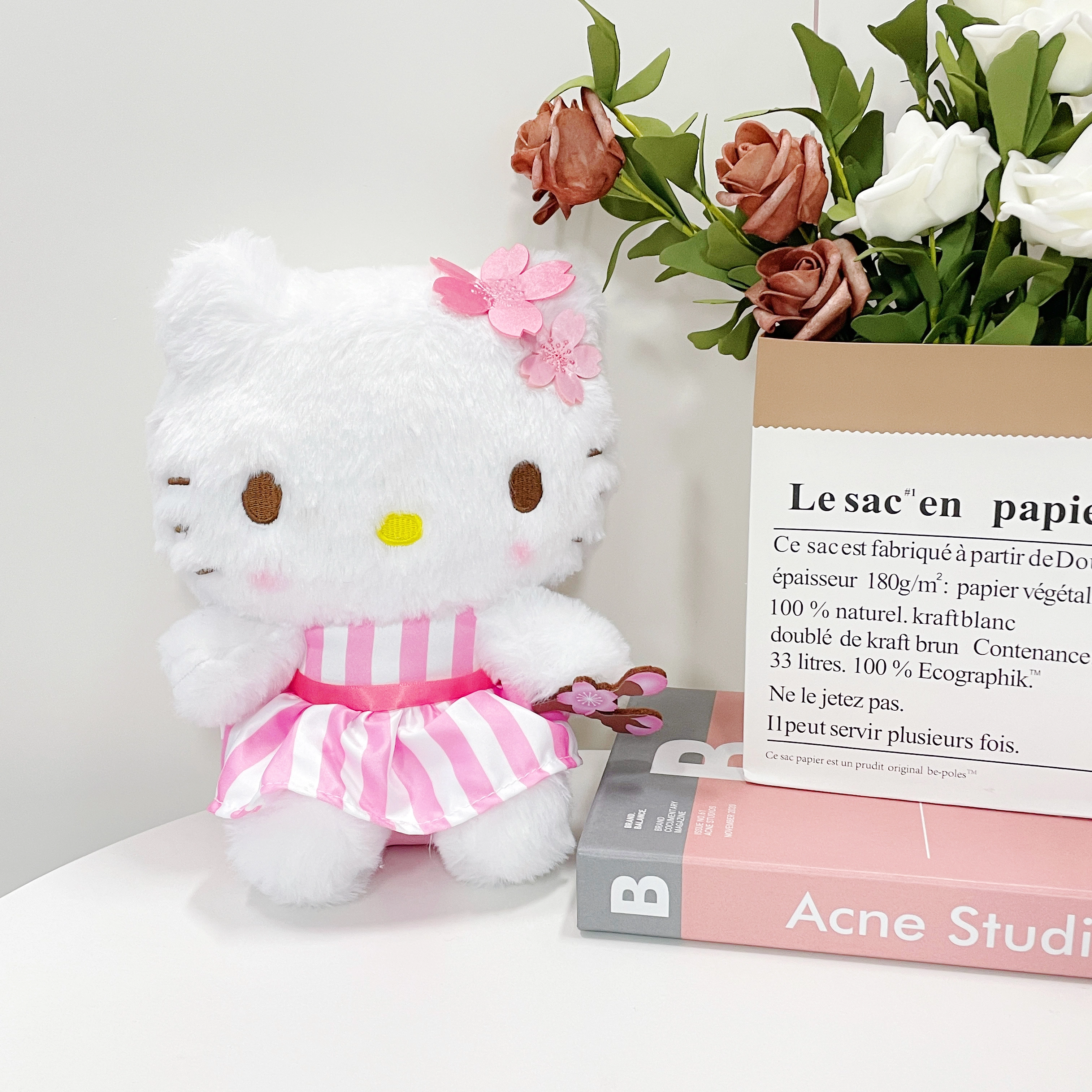 E-STRONG Sanrio Hello Kitty 25cm