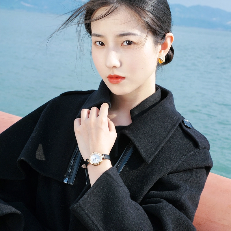 FERRAGAMO 26mm 50
