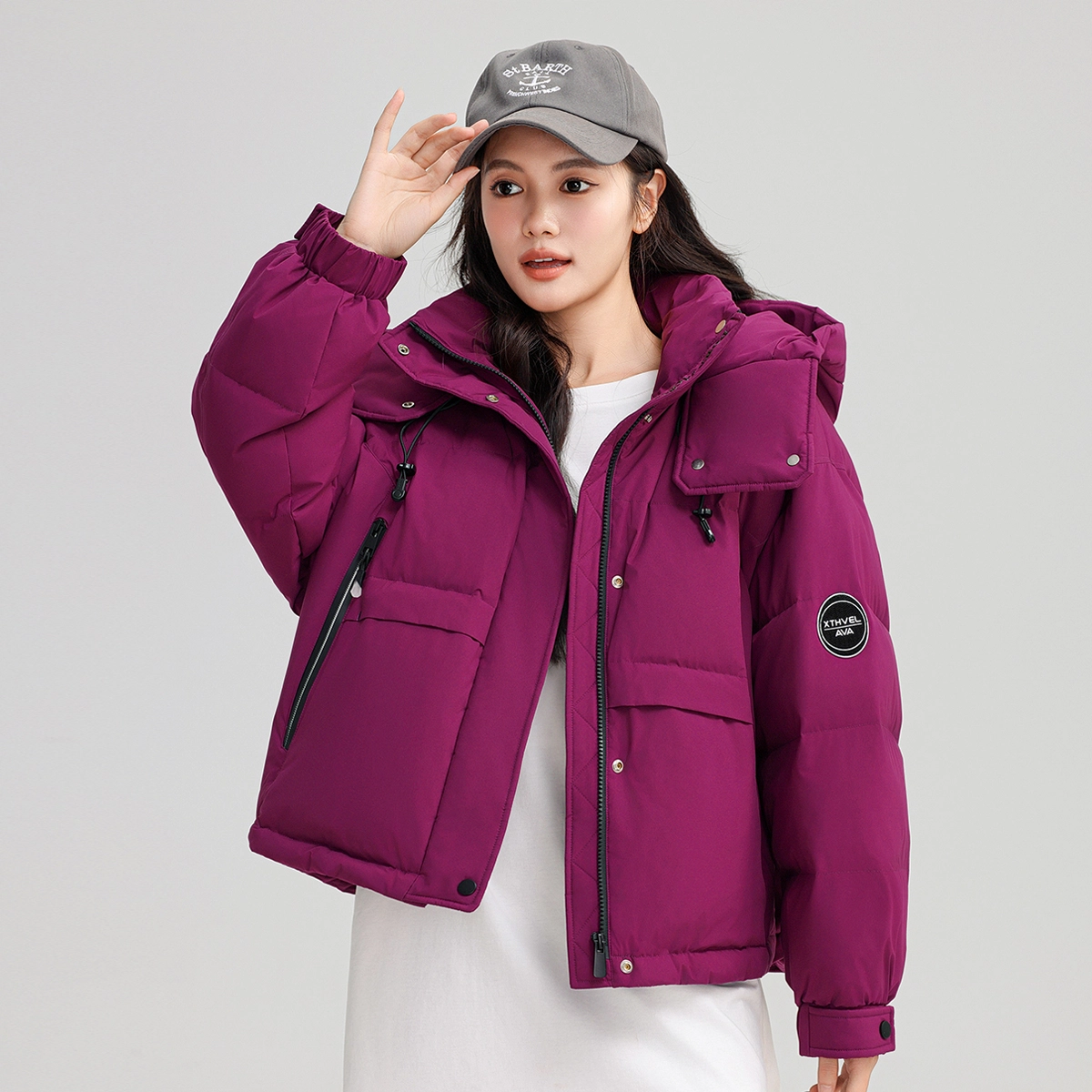 鸭鸭 冬季 时尚百搭小个子短款连帽面包复古潮流加厚羽绒服 女款