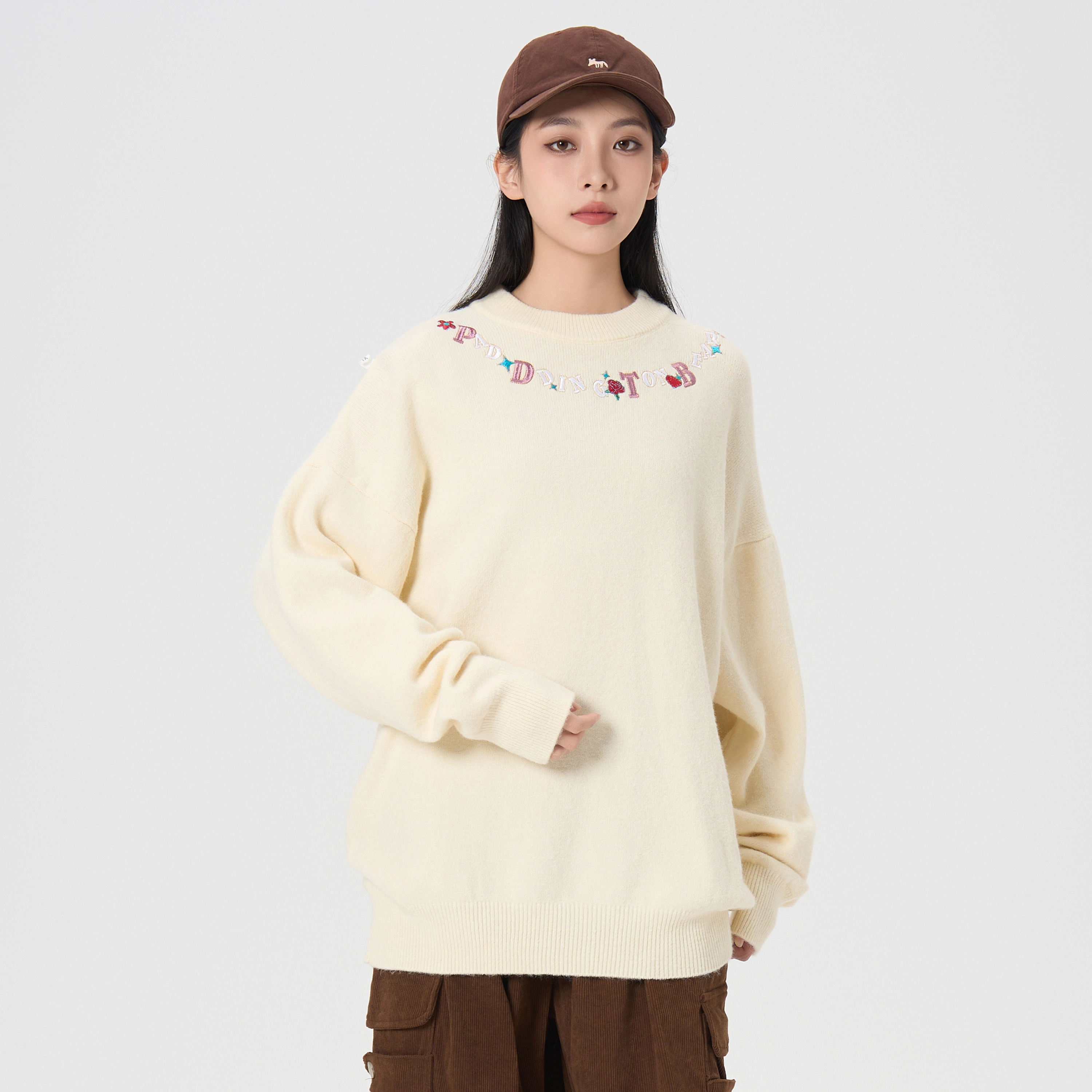 帕丁顿熊 爱心项链玫瑰花高端刺绣休闲宽松套头圆领卫衣 男女同款