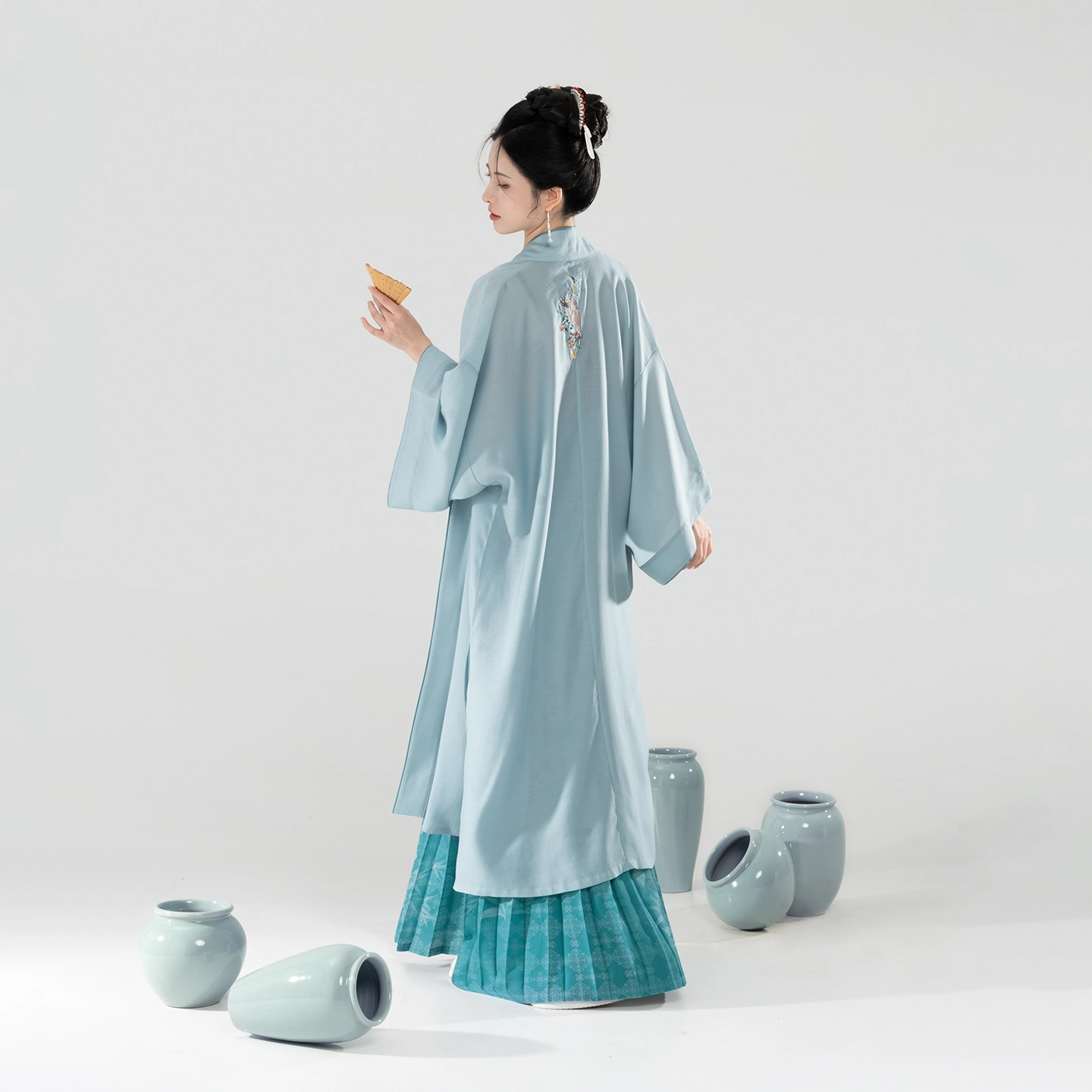 织造司 冰心壶日常宋制轻褙子宋抹吊带一片式半身百褶裙汉服 女款