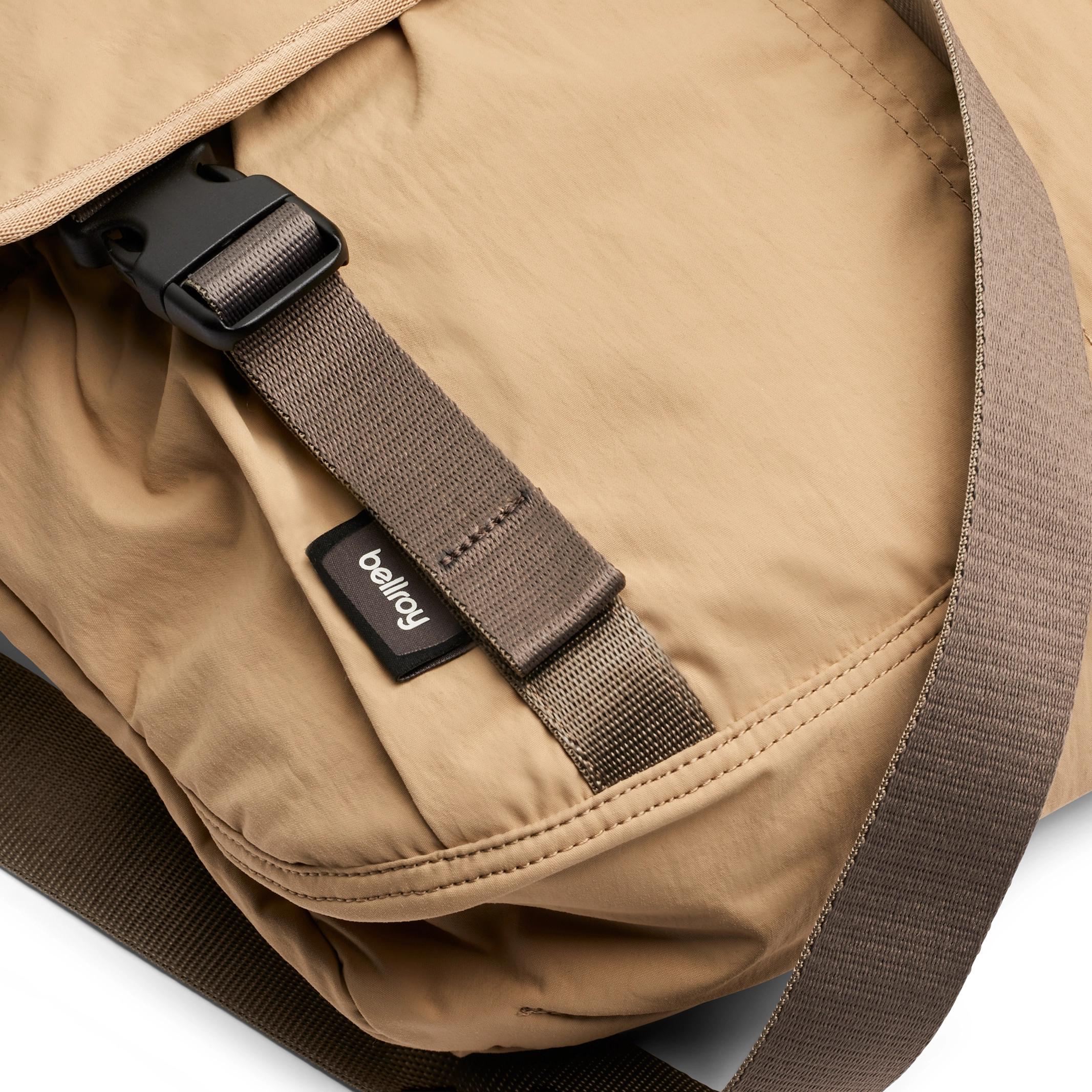 BELLROY Cinch Messenger Bag 12L