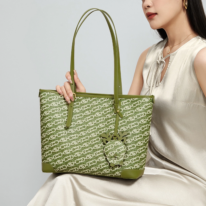 CNOLES PVC Tote