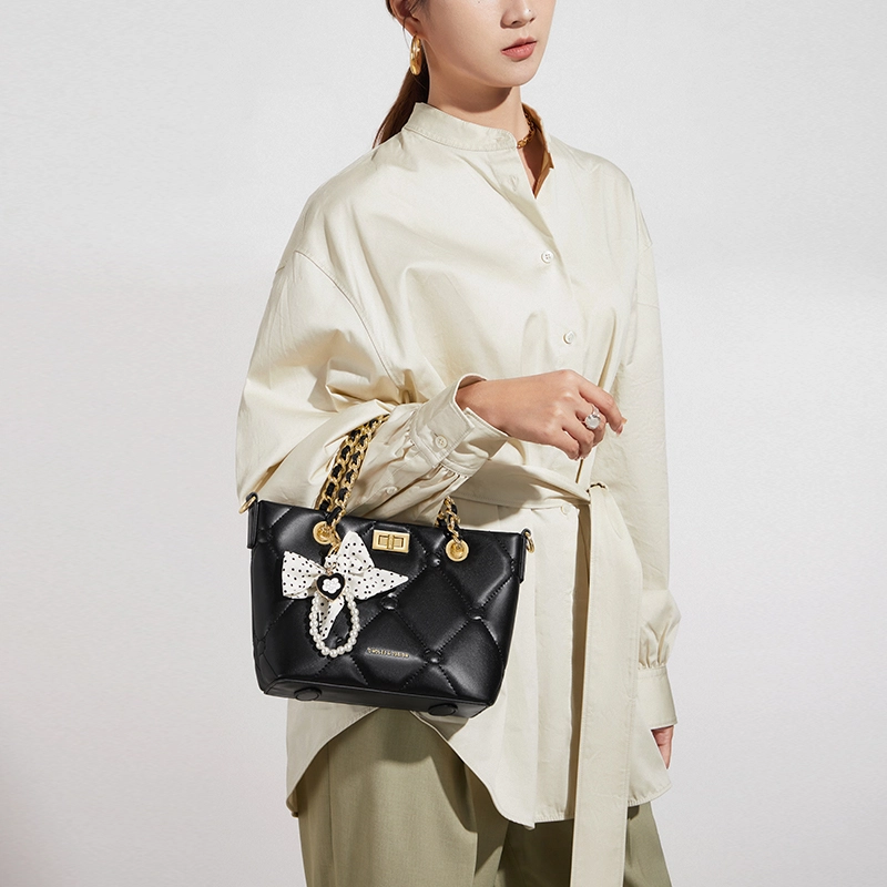 CNOLES Tote