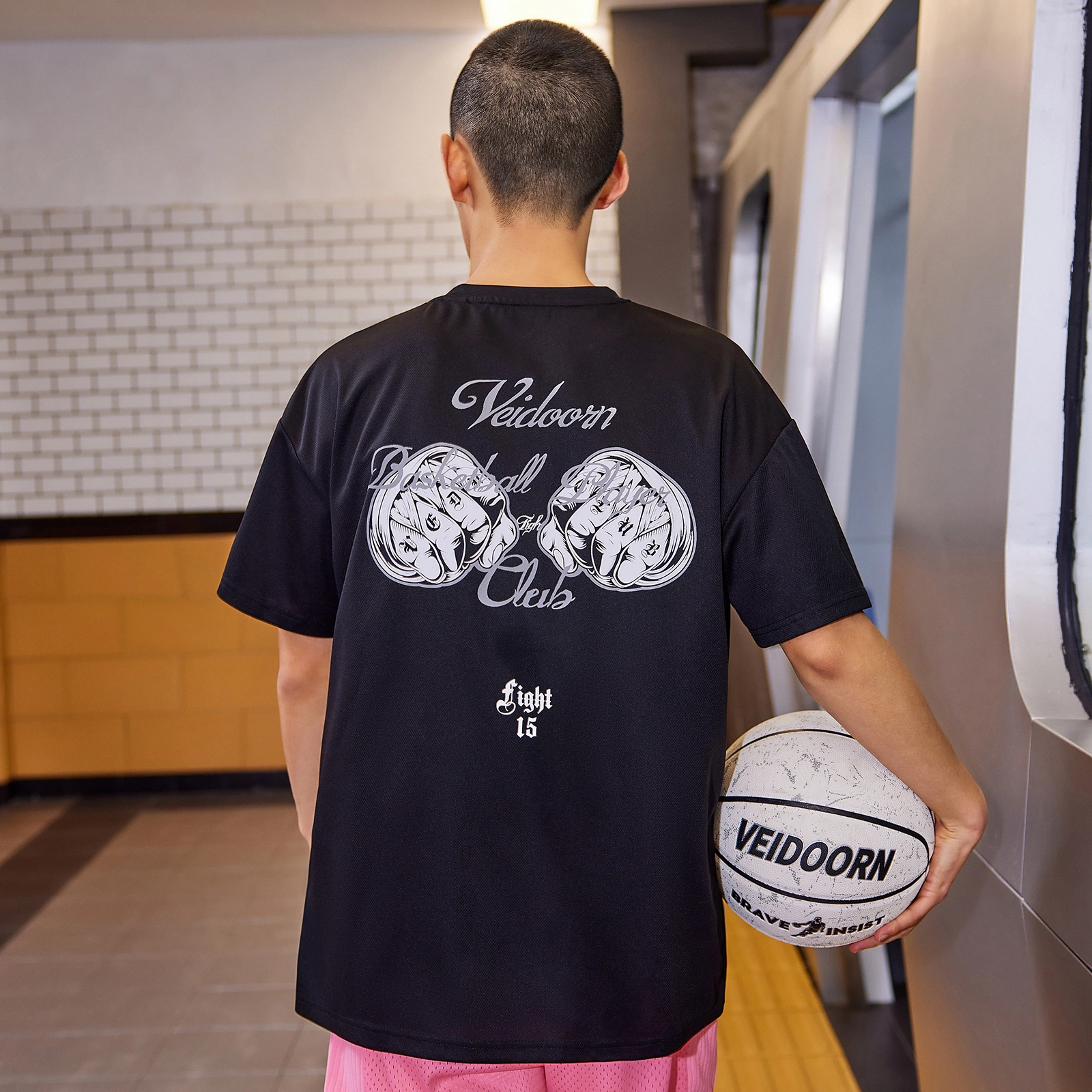 VEIDOORN T