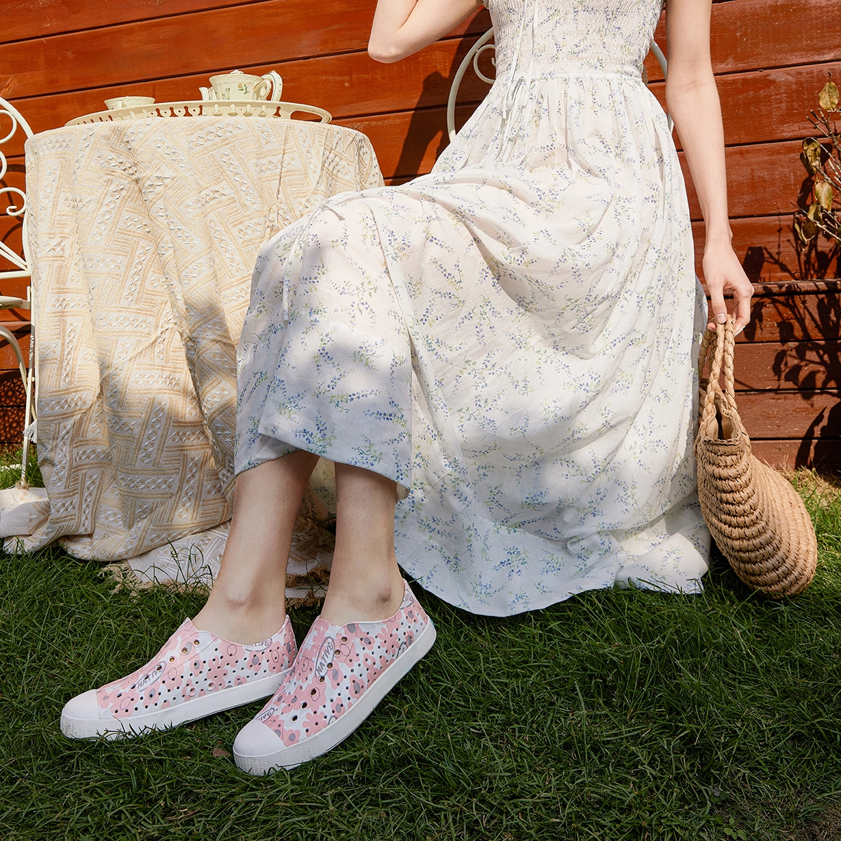 Native Shoes EVA