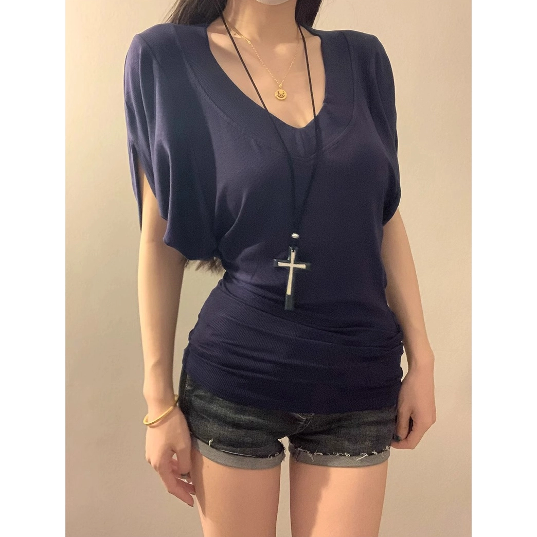 MUCCHIC V T