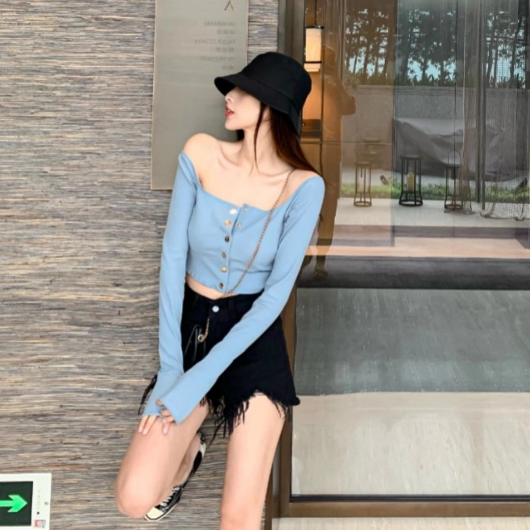 MUCCHIC insT T