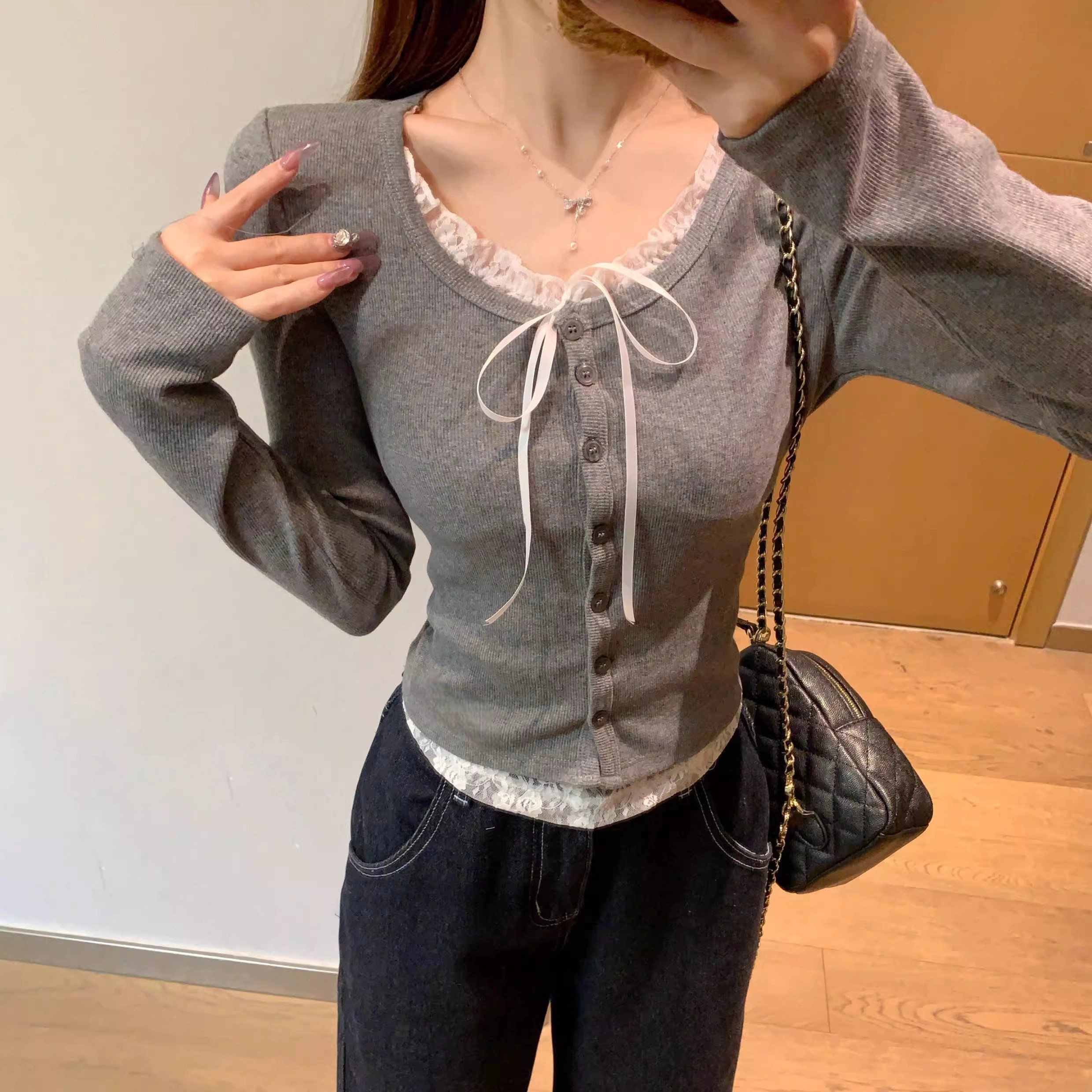 MUCCHIC T