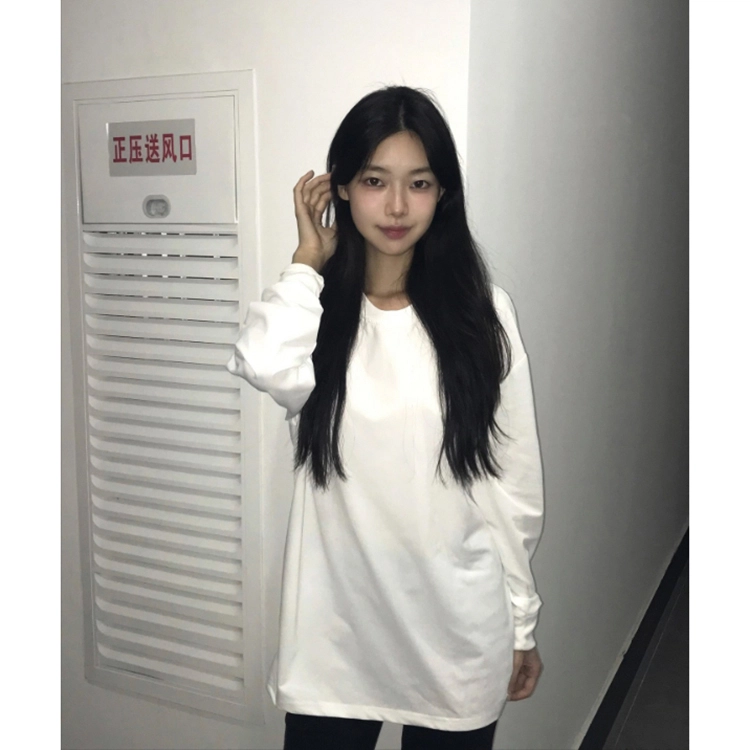 MUCCHIC T