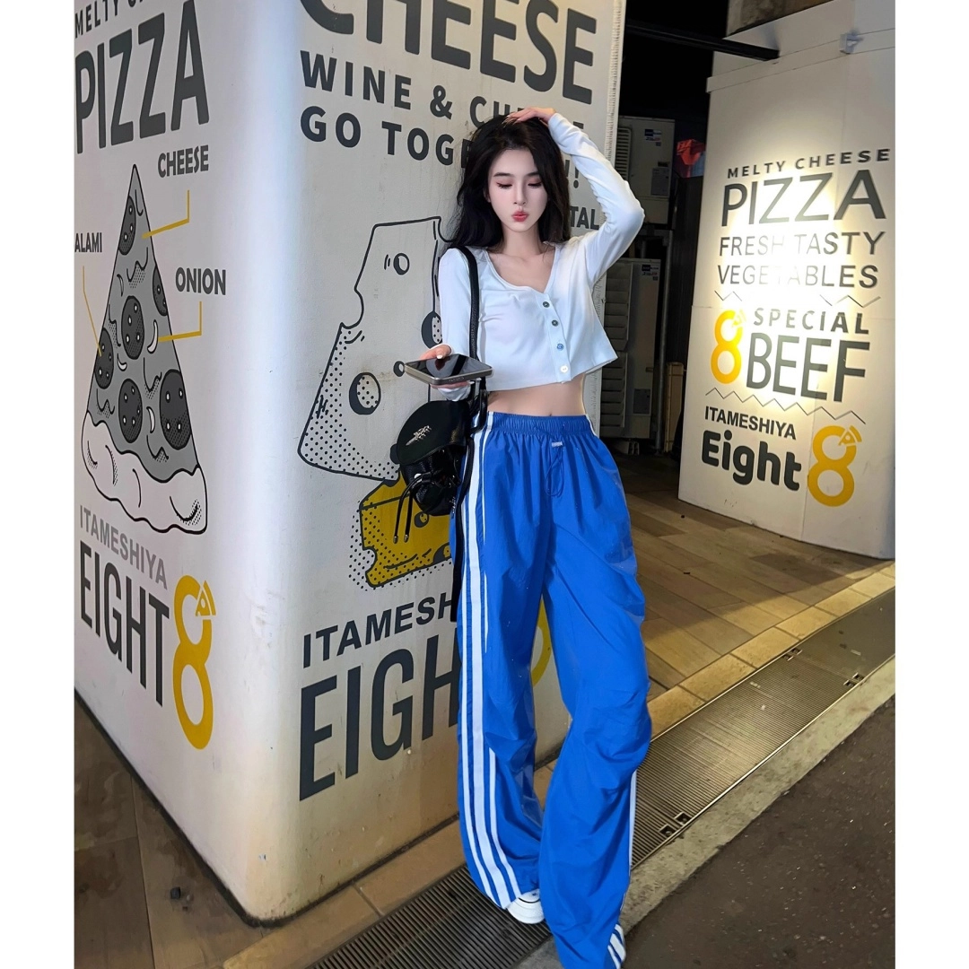 MUCCHIC insT T