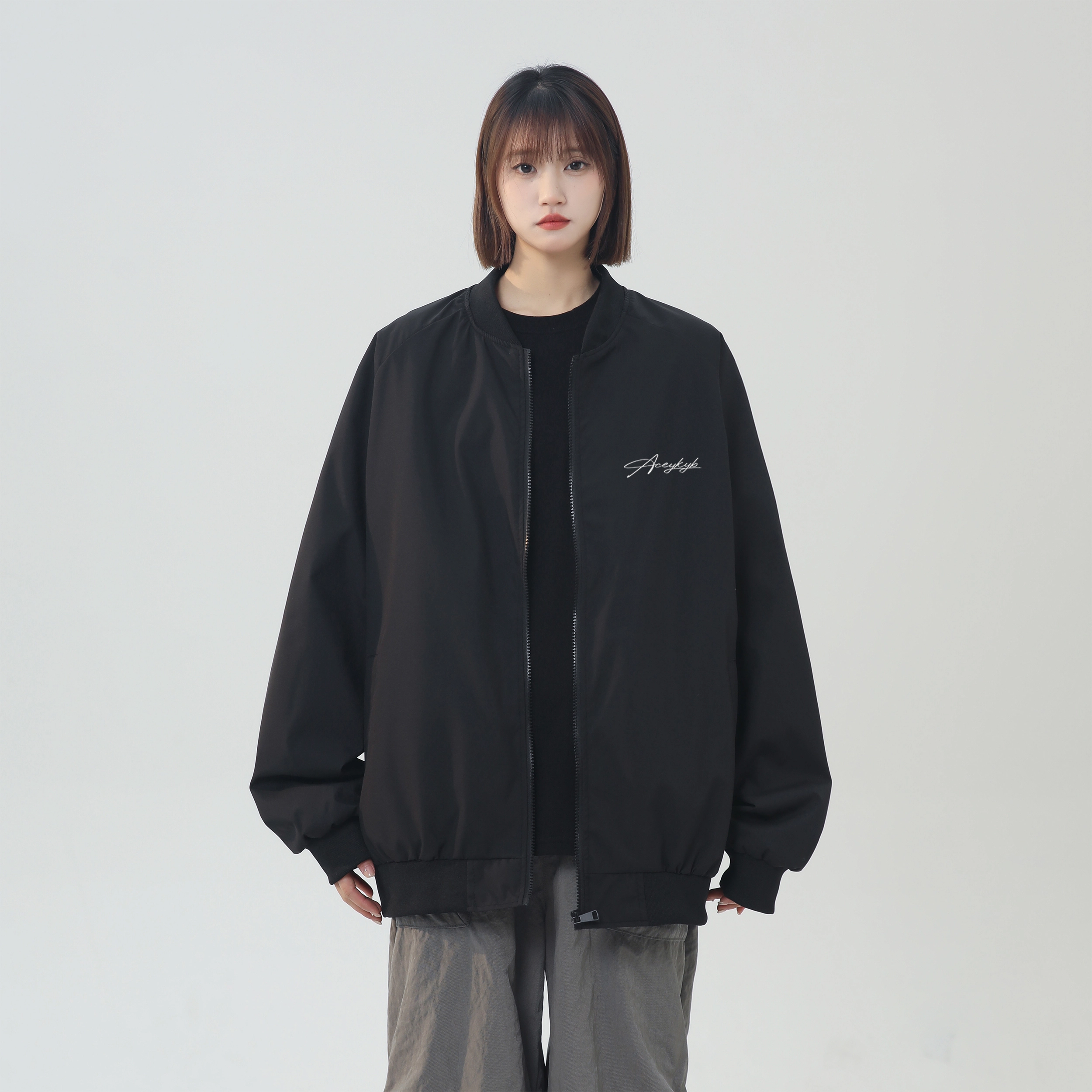 YKYB YKYB x Logo