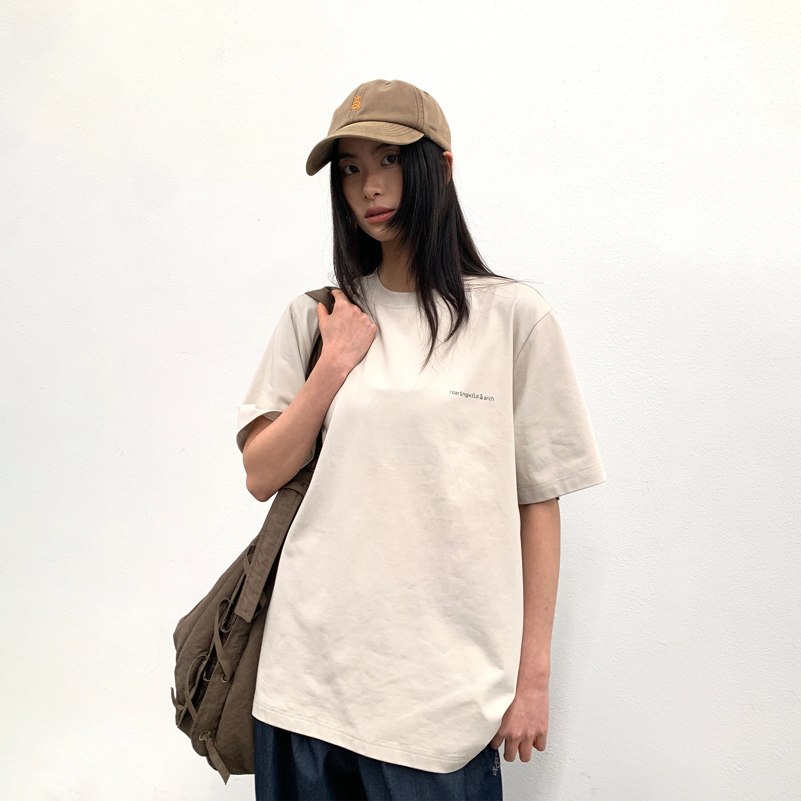 ROARINGWILD T