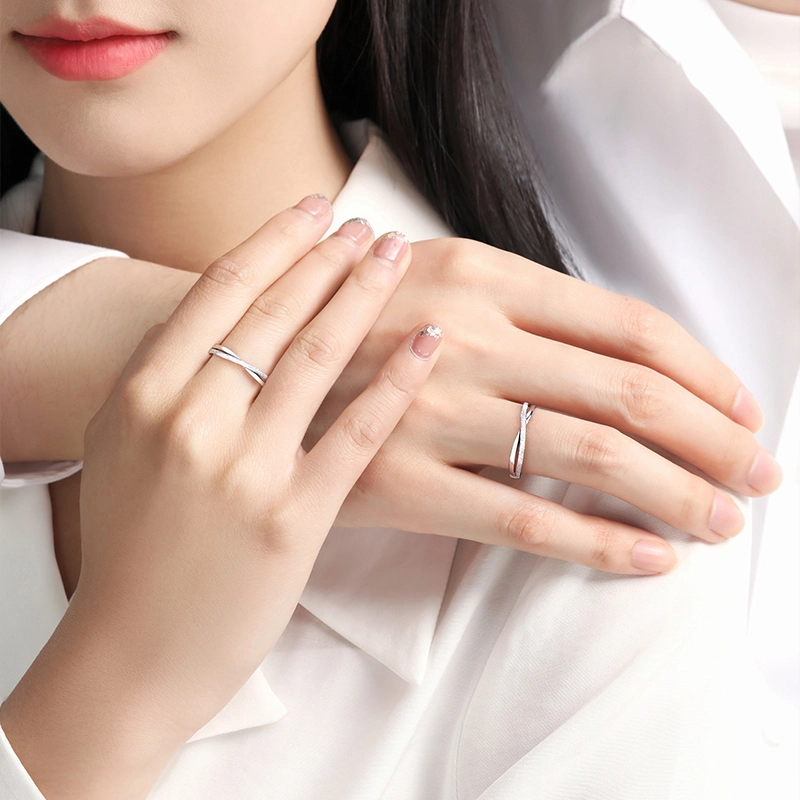 歌澜 莫比乌斯环素圈轻奢小众高级感古巴 足银 戒指 男女同款情侣款 礼盒 周年纪念日