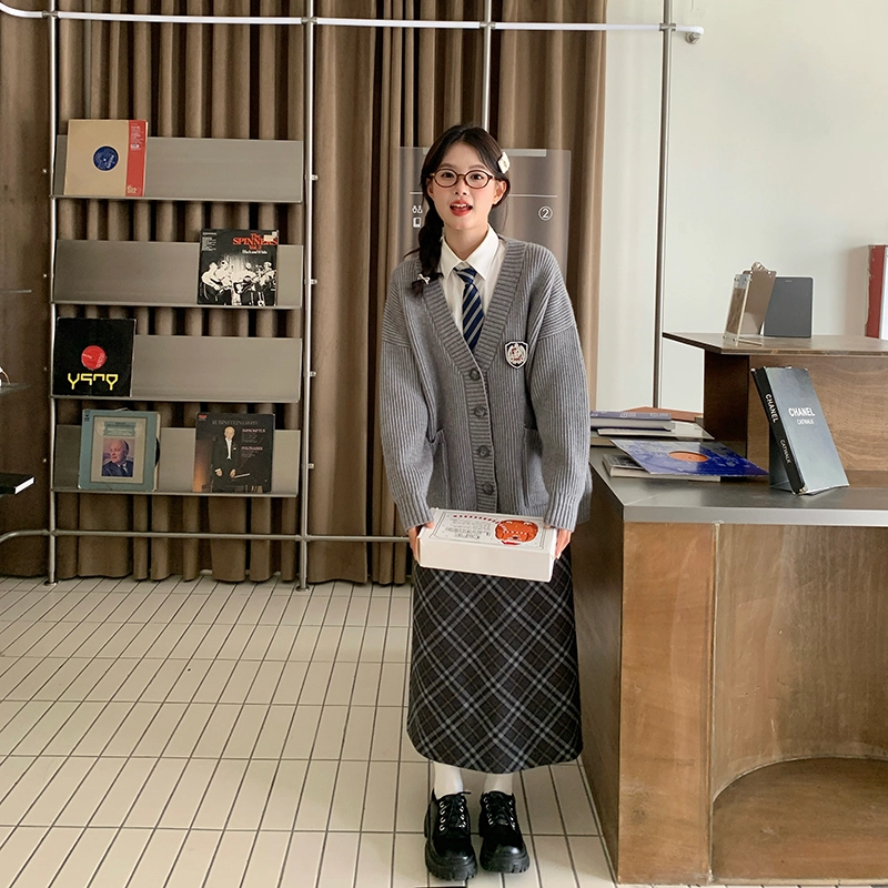 东鲸岁时记 学院风格纹松弛感通勤休闲长裙 女款 黑灰长裙