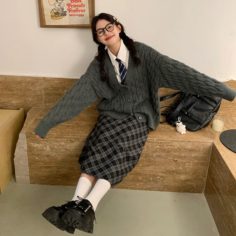 东鲸岁时记 学院风格纹松弛感通勤休闲长裙 女款 黑灰长裙