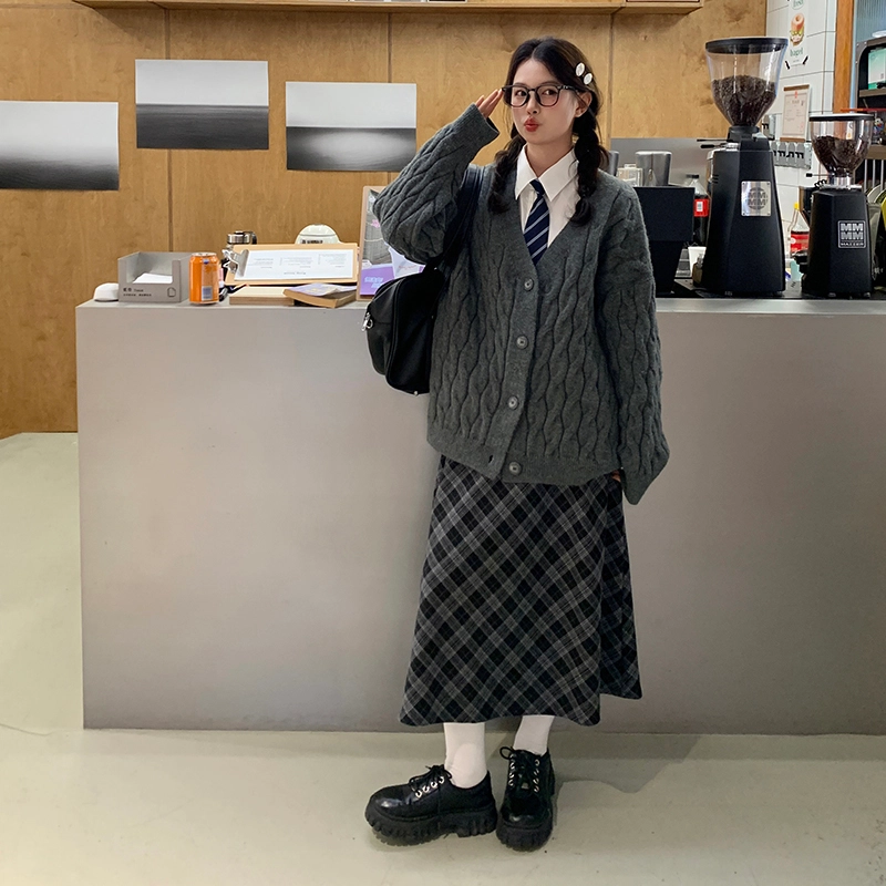 东鲸岁时记 学院风格纹松弛感通勤休闲长裙 女款 黑灰长裙